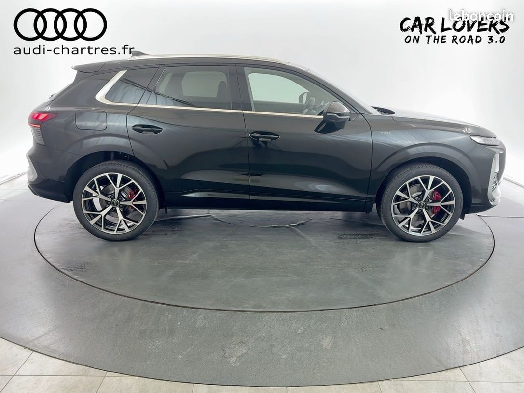 AUDI Q3 e-hybrid 272 ch S tronic 6 S line (image 23)