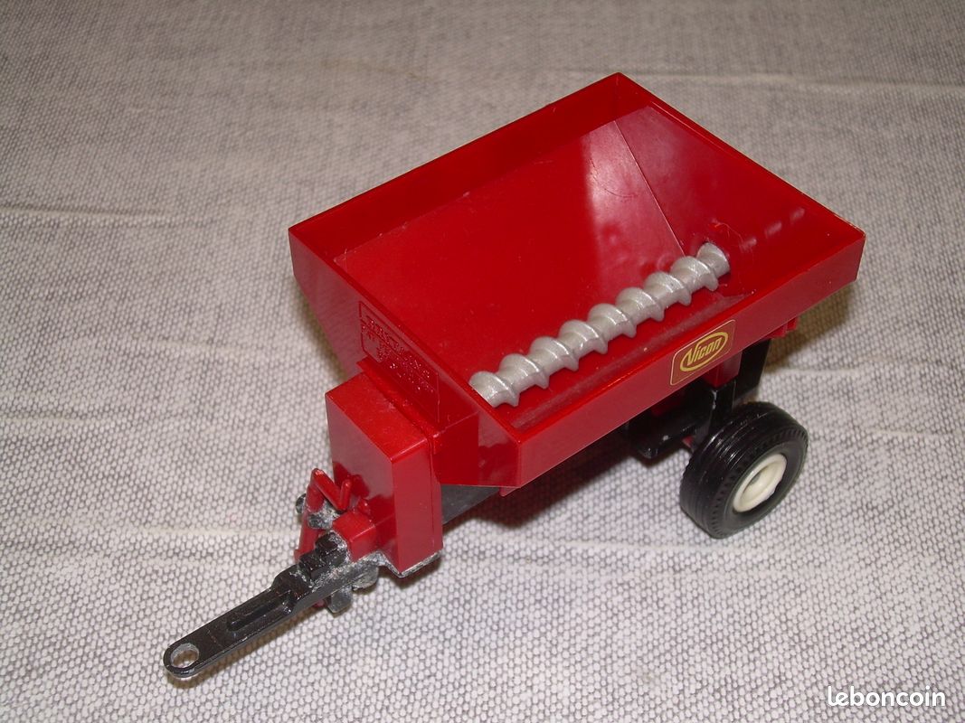 Britains Collection 1/32 – Machine Arroseuse Super Spray – Réf 9588 – Carton Abîmé
