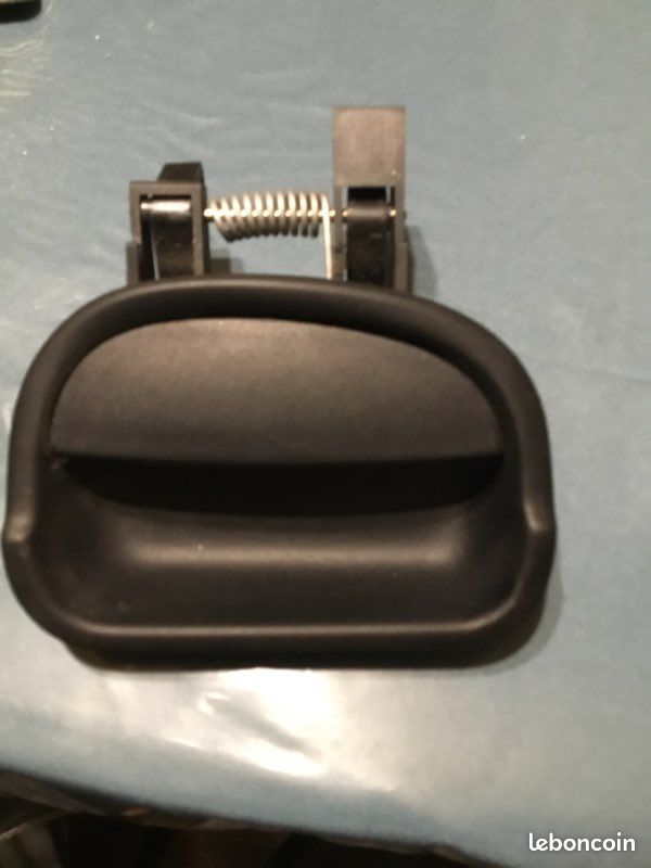 Poignée porte latéral kangoo (image 1)
