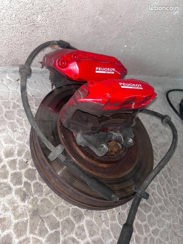 Kit étrier disques plaquettes de frein ds3 R (image 1)