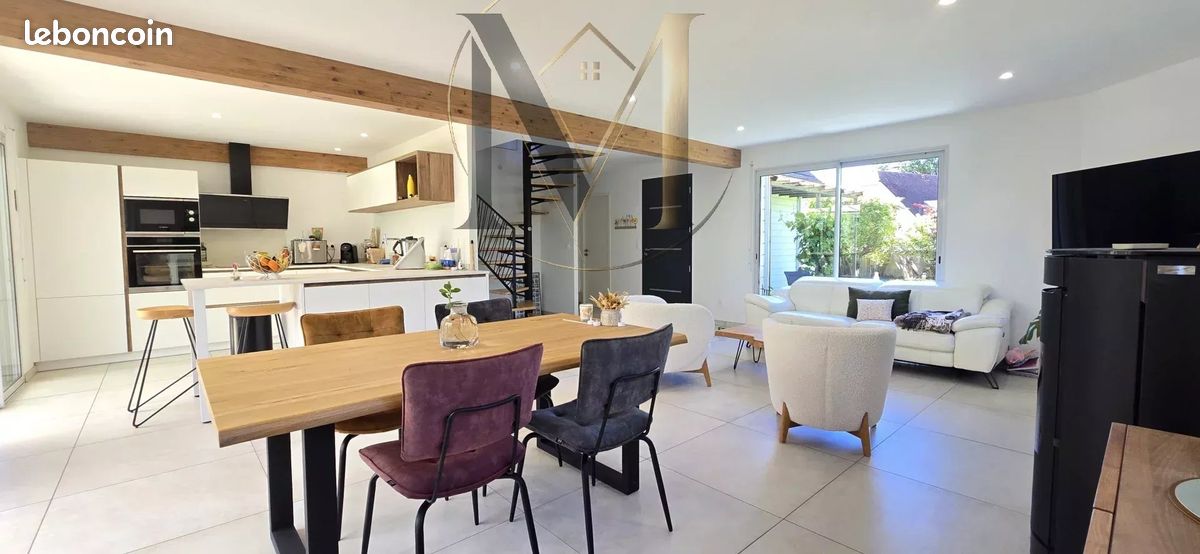 Maison 6 pièces 137 m² · à Lescar · 137 m² · 462 000 €