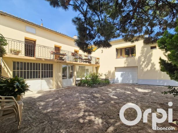 Ferme 6 pièces 180 m²