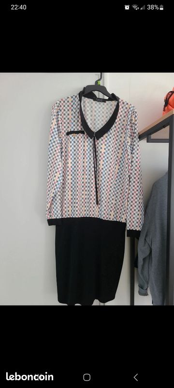 Robe (image 1)