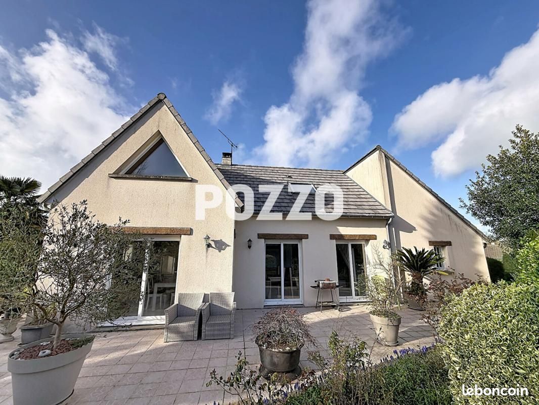 Maison 5 pièces 117 m² · à Saint-Planchers · 117 m² · 251 000 €