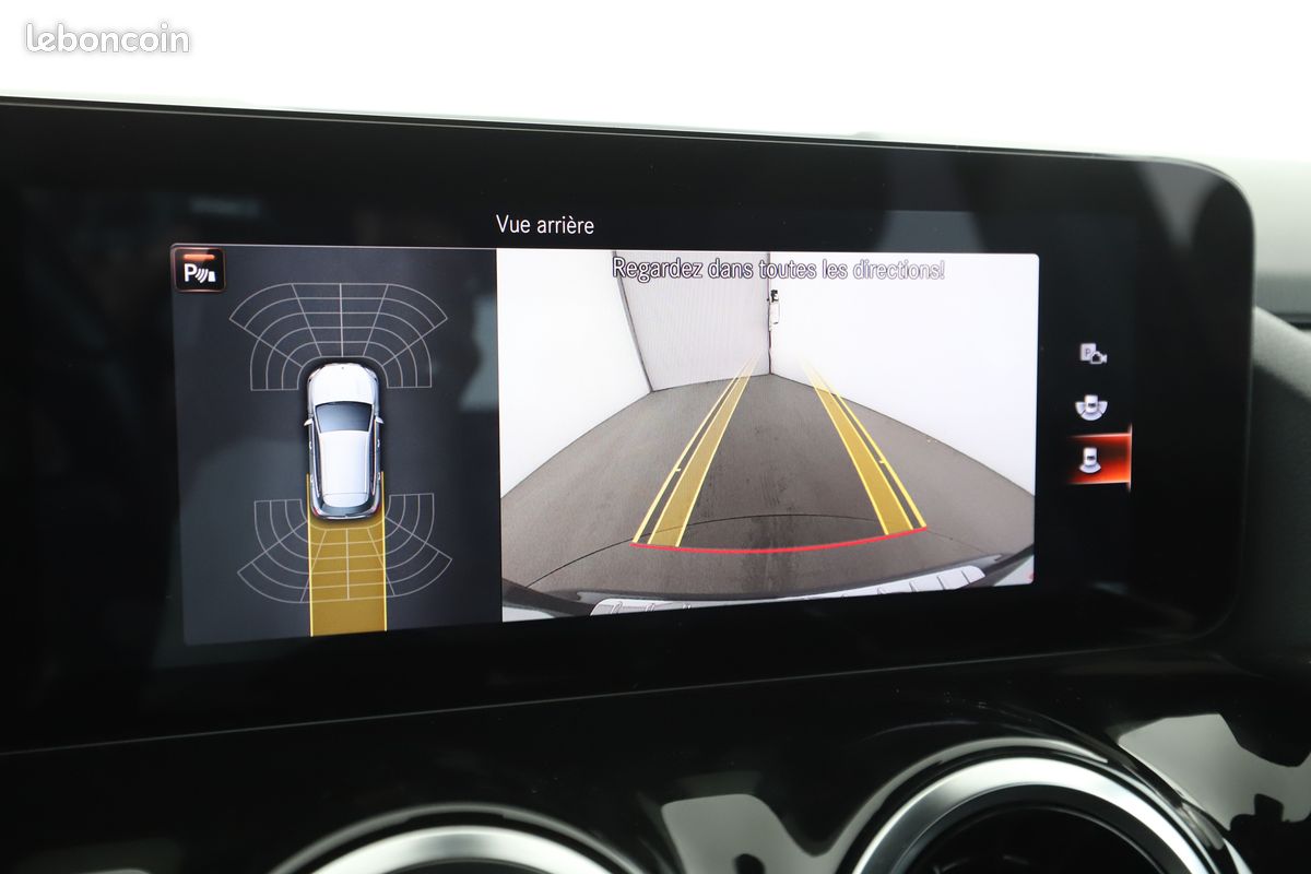 Mercedes-Benz GLA 200 d Progressive Line DCT 150 ch (image 24)