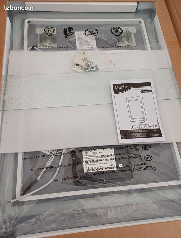 Miroir Lumineux LED Avec étagère - 80x60 Cm - Anti-buée, Luminosité Et Couleur Réglables - IP44 Pour Salle De Bain