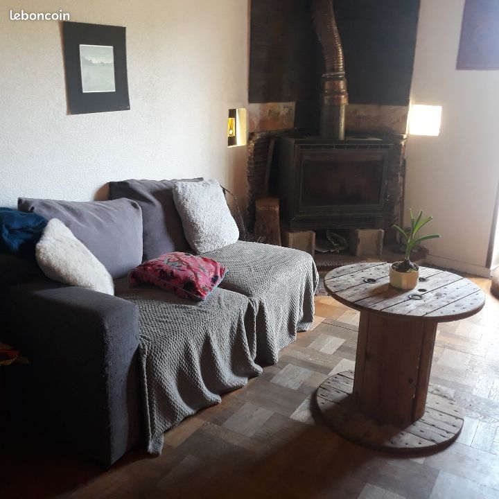 Maison 3 pièces 100 m² · à Douelle · 100 m² · 700 €/mois