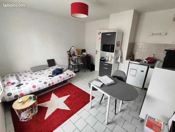 Studio 1 pièce 20 m²