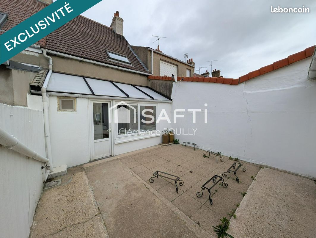 Maison 4 pièces 83 m² · à Calais · 83 m² · 83 000 €