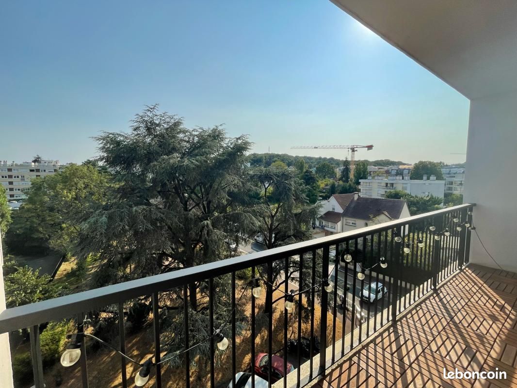 Appartement 1 pièce 31 m² · à Le Plessis-Robinson · 31 m² · 1 063 €