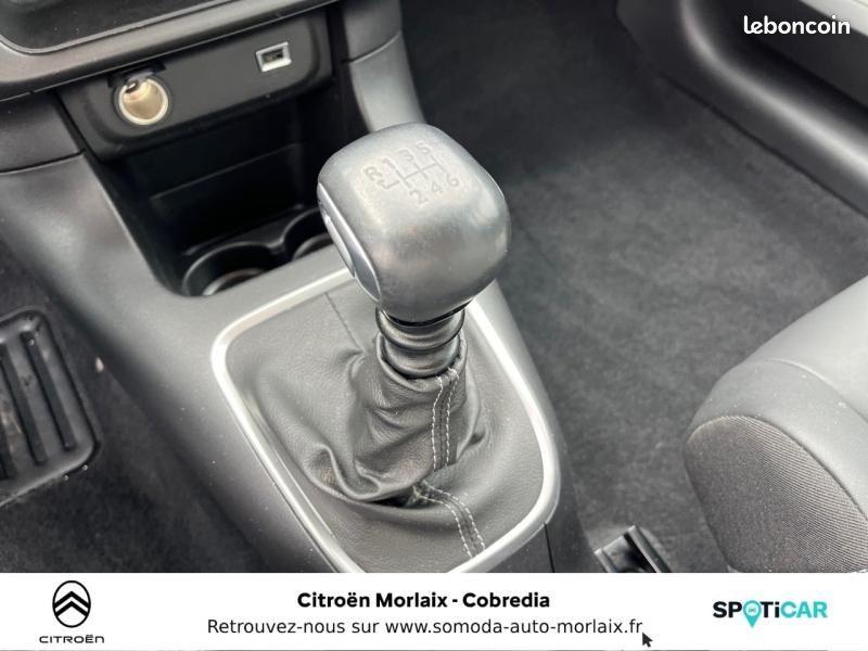 Citroen C3 1.2 PureTech 110ch S&S ELLE (image 12)
