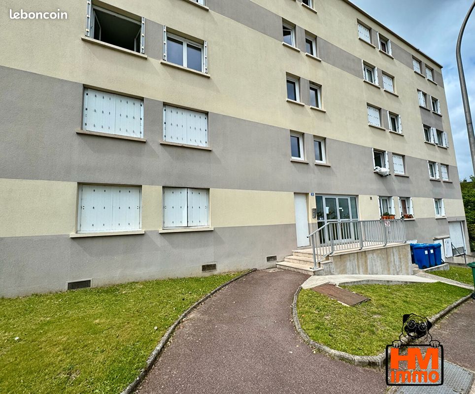 Studio 1 pièce 14 m² - Limoges 87000 (image principale 0)