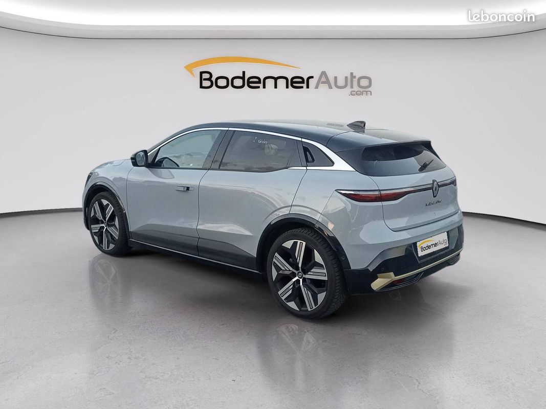 RENAULT Megane E-Tech EV60 220 ch super charge Iconic (image 3)
