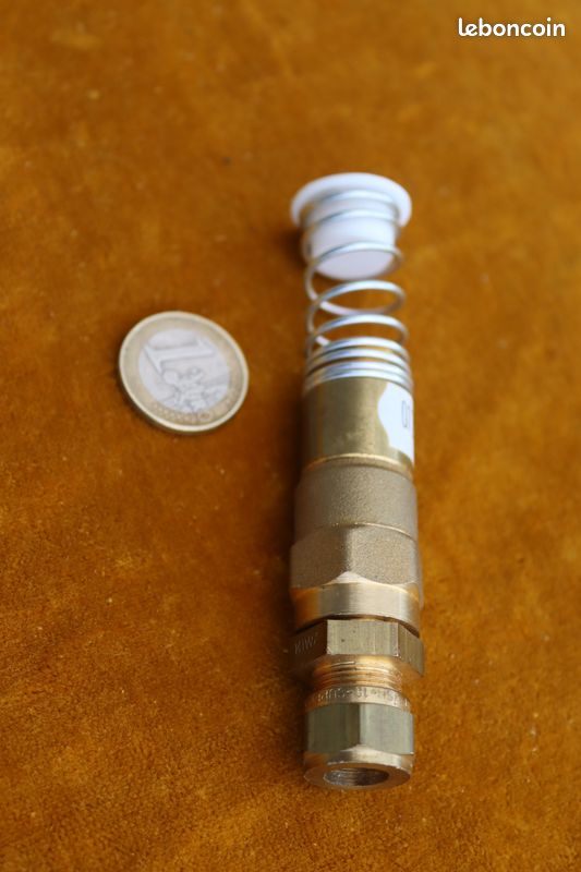 Crépine fioul ,double bille ref. 22L0120197 (image 6)