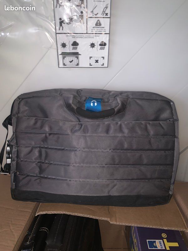 Lot de deux cartable pour ordinateur (image 1)