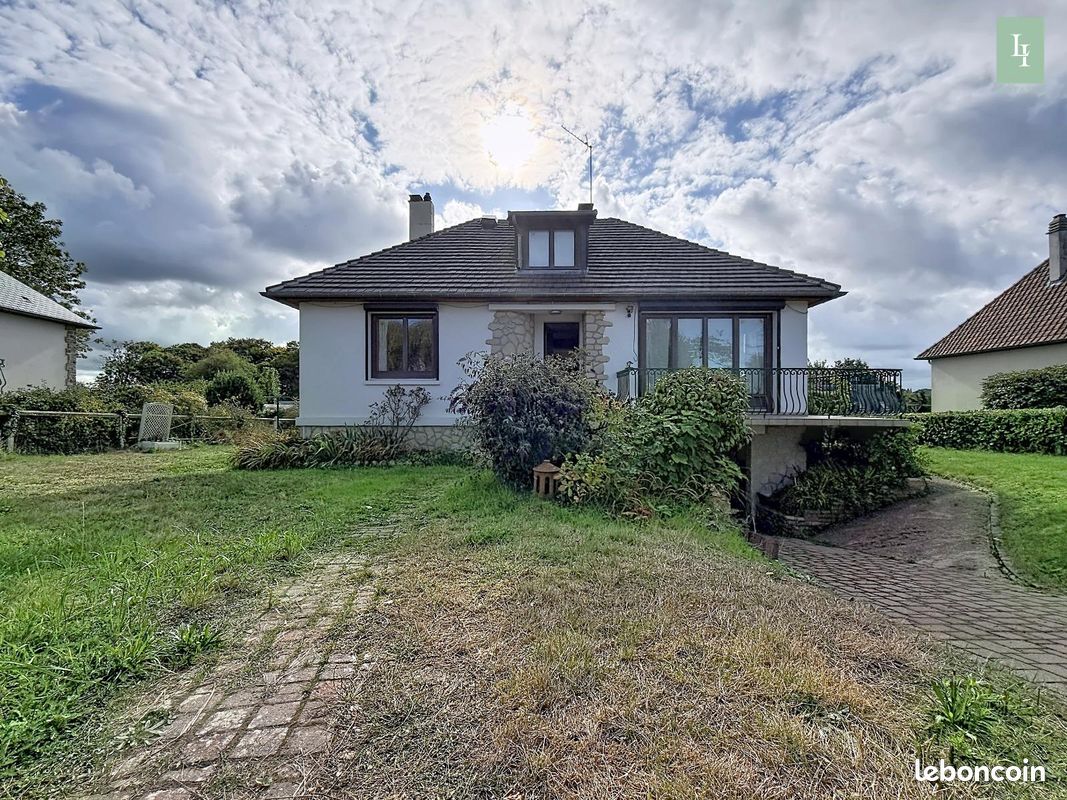Maison 5 pièces 99 m² · à Équemauville · 99 m² · 365 750 €