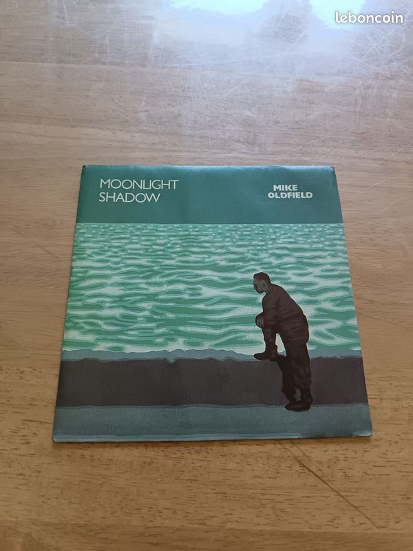 Disque vinyle 45T par Mike oldfield moonlight shadow c45 (image 1)