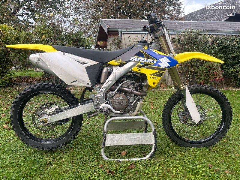 Suzuki 250 RMZ 2009 Motos