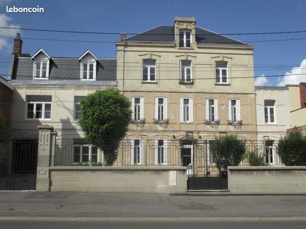 Appartement 2 pièces 52 m² · à Neuville-Saint-Rémy · 52 m² · 710 €/mois