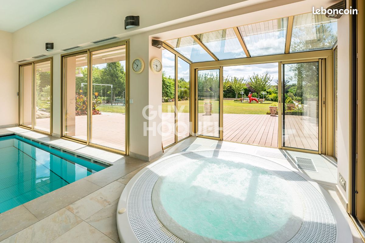 Maison 9 pièces 313 m² · à Étiolles · 313 m² · 1 700 000 €