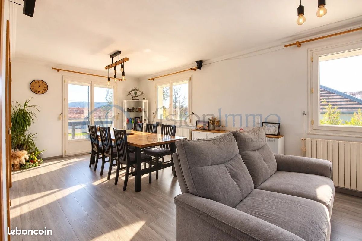 Maison 7 pièces 120 m² · à Levier · 120 m² · 330 000 €