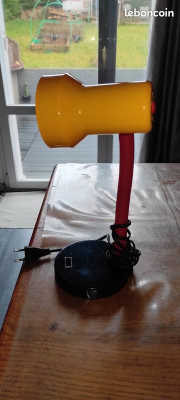 Lampe de bureau (image 1)
