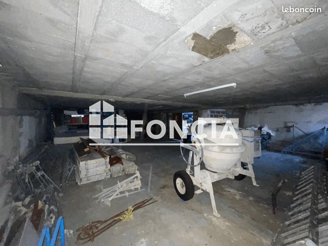 Parking 60 m² Toulon (image 3)
