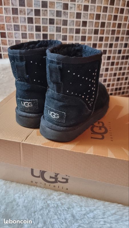 Botte Ugg Femme Ugg Noir Strass Bottes Fourrées à Paillettes