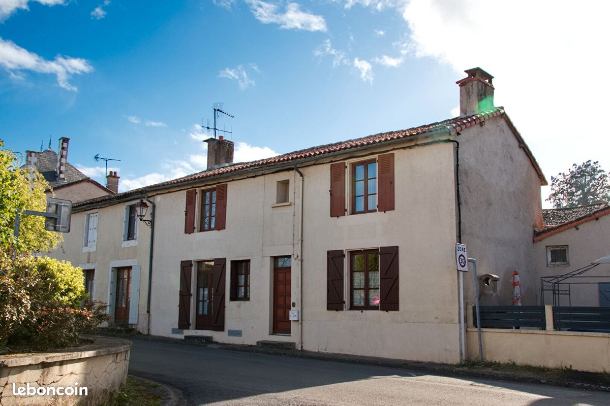 Maison 4 pièces 128 m² · à Romagne · 128 m² · 75 000 €
