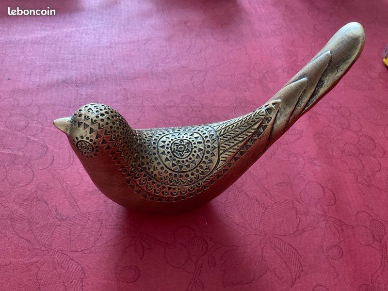 Joli petit oiseau en Résine doré,Longueur :18 cm et 17 cm au plus haut (image 1)