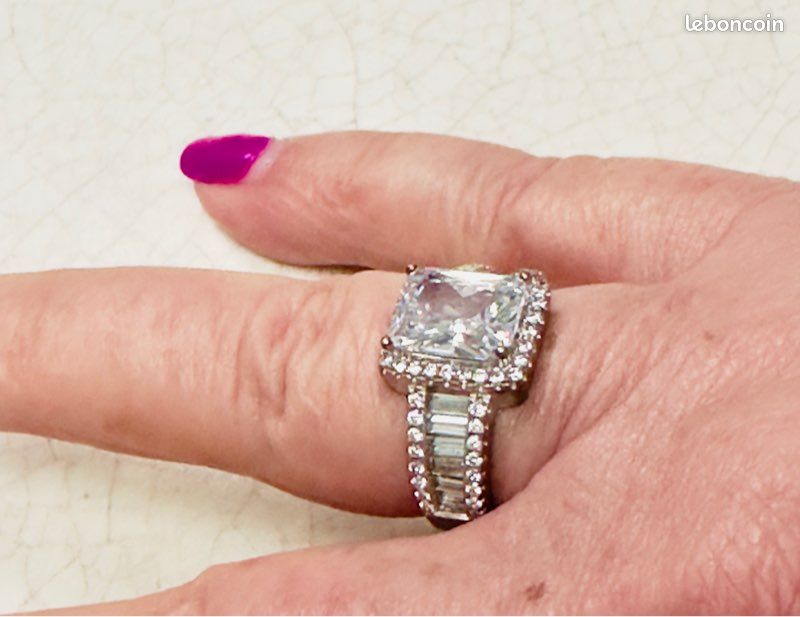 Bague En Zircone Cubique Pour Femme - Bague De Fiançailles Couleur