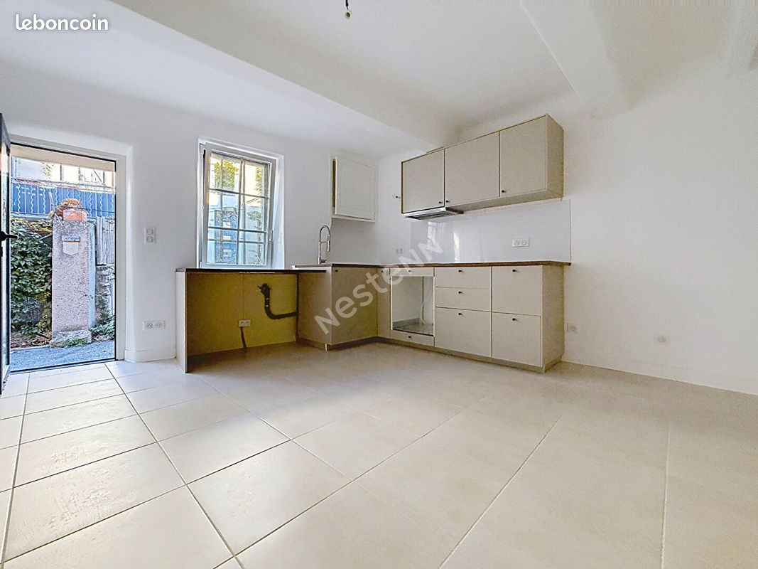 Maison 4 pièces 60 m² · à Cucuron · 60 m² · 199 500 €