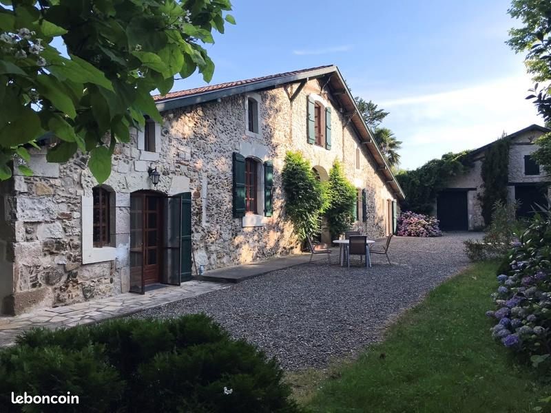 Maison 8 pièces 314 m² · à Pouillon · 314 m² · 525 000 €