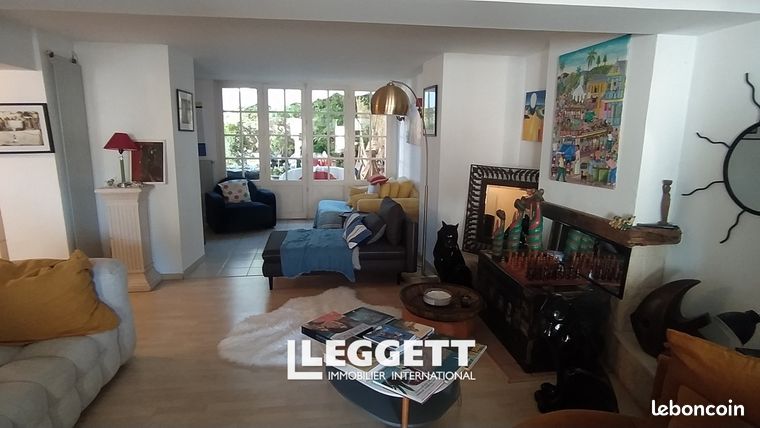 Maison 7 pièces 197 m²