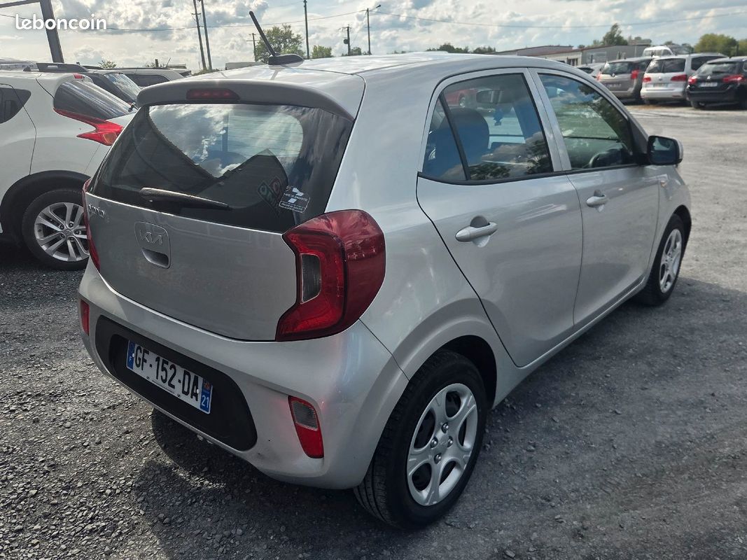 KIA PICANTO 3 1.0 DPI 67CH ACTIVE 2022 74000 km ethanol possible (image 6)