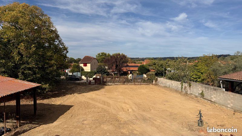 Terrain à bâtir · à Labarthe-sur-Lèze · 110 000 €