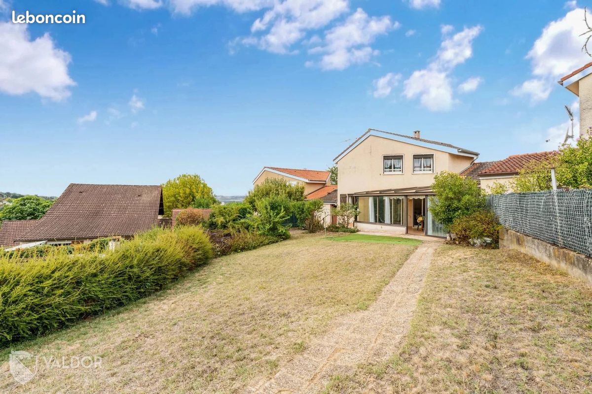 Maison 4 pièces 88 m² · à Jassans-Riottier · 88 m² · 275 000 €