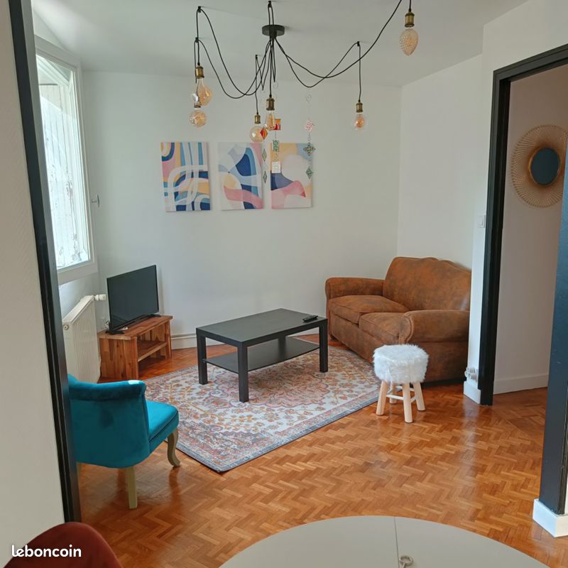 Appartement 2 pièces 45 m² · à Niort · 45 m² · 580 €
