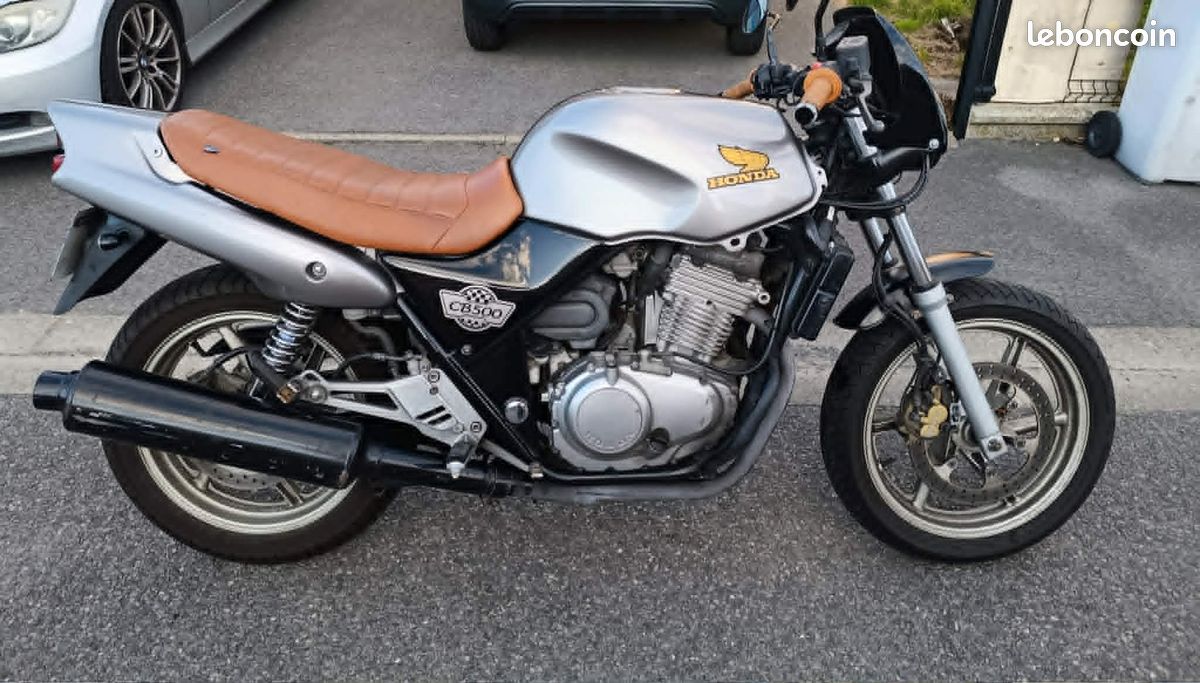 Honda CB500 (image 1)