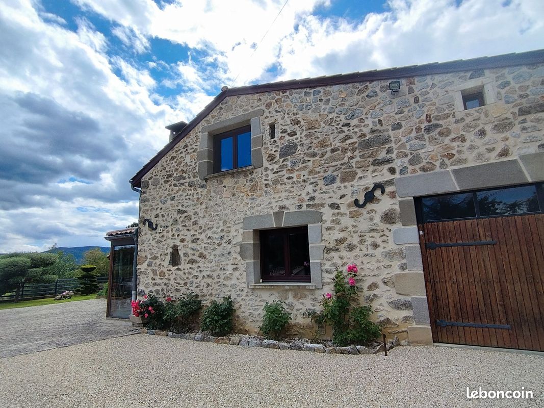 Maison 6 pièces 184 m² · à Saint-Péray · 184 m² · 685 000 €