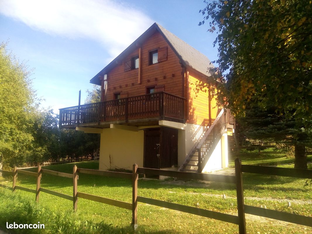 Chalet Eyne avec jardin 4 faces (image 1)