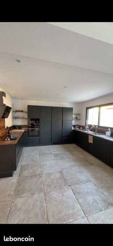 Maison 5 pièces 160 m² · à Le Mesnil-Esnard · 160 m² · 570 000 €
