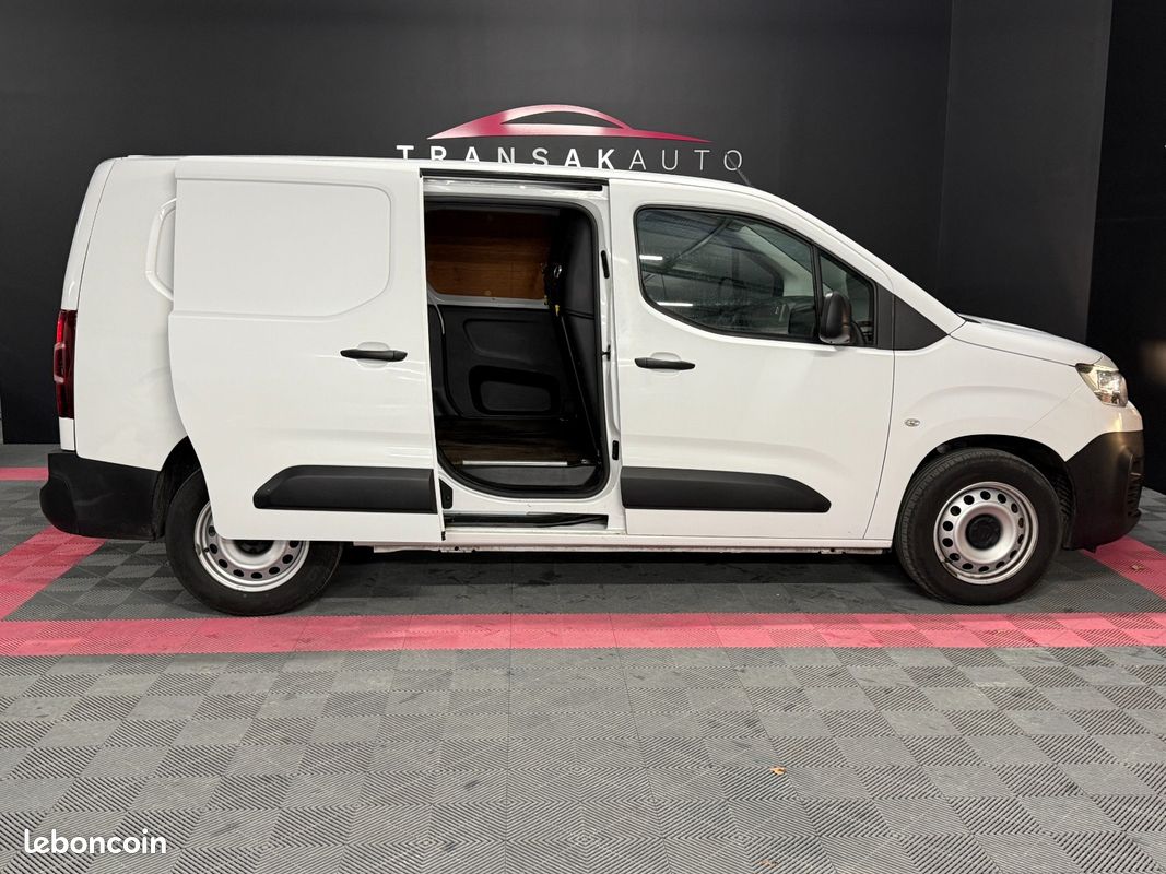 CITROEN BERLINGO Taille XL BlueHDi 130 SS BVM6 Feel (image 8)