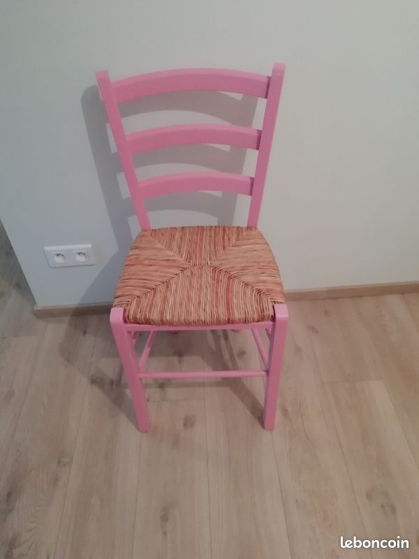 Chaise rose (image 2)