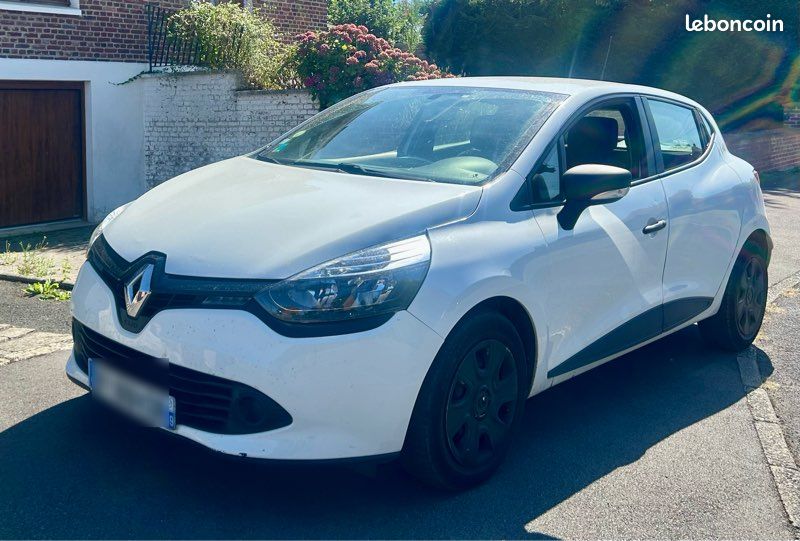 Renault Clio 4 ct - 6 mois (image 1)