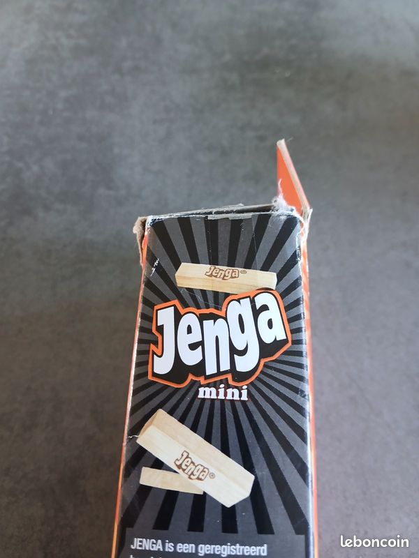 Jenga Mini (version de voyage de poche) Hasbro Gaming (image 5)