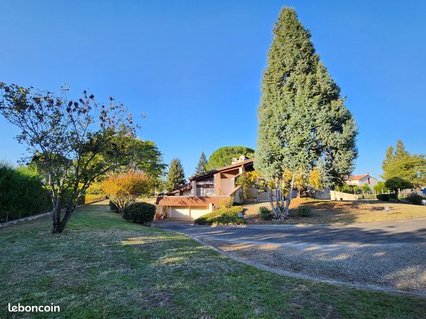 Maison 6 pièces 230 m²