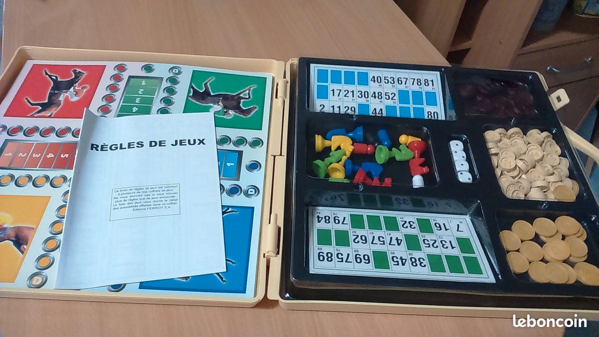 Mallette 100 jeux très bon état (image 2)