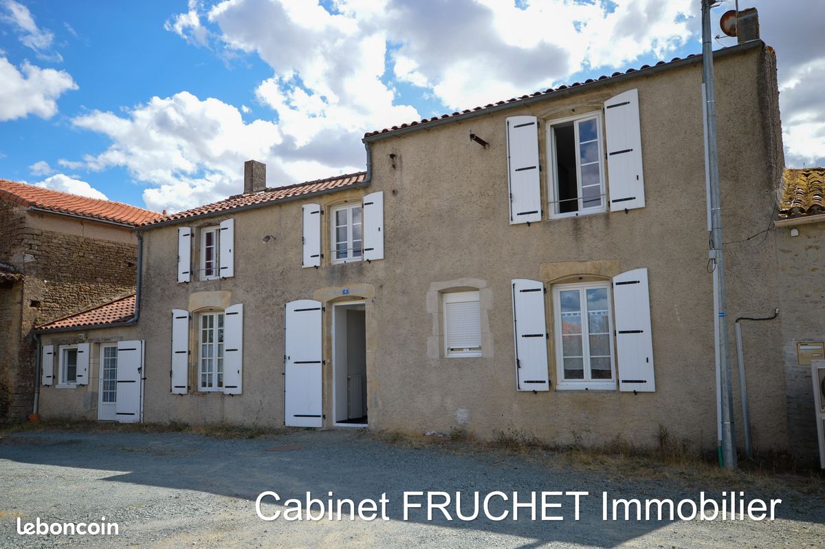 Maison 6 pièces 137 m² · à Sigournais · 137 m² · 200 500 €