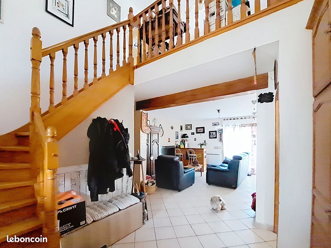 Maison 6 pièces 148 m² · à Revelles · 148 m² · 399 900 €
